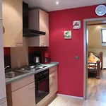 Appartementhaus בית הארחה